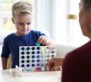 Bluey 4 På Rad Barnespill med Brettspill og 42 Brikker
