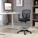 Ergonomisk svart kontorstol med fotstøtte